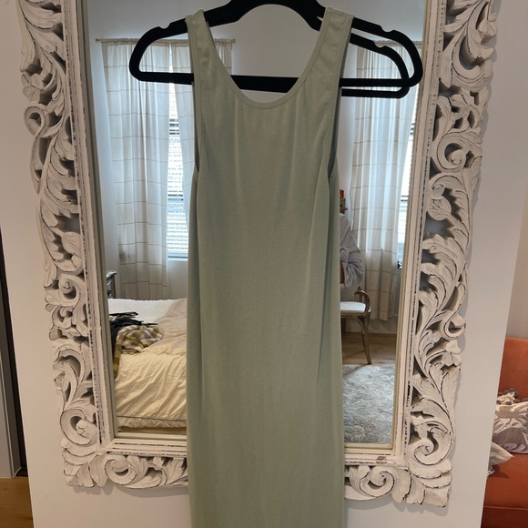 Zara Body Con Midi Dress - Picture 2 of 4